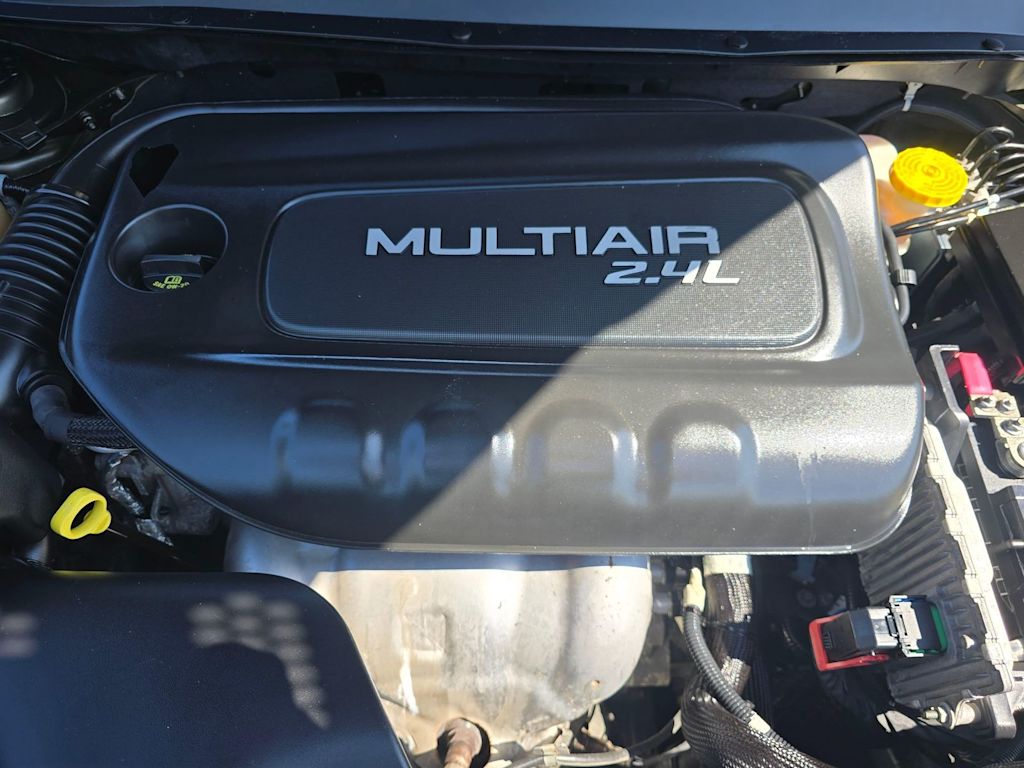 Thumbnail: 2015 Jeep Cherokee - 9