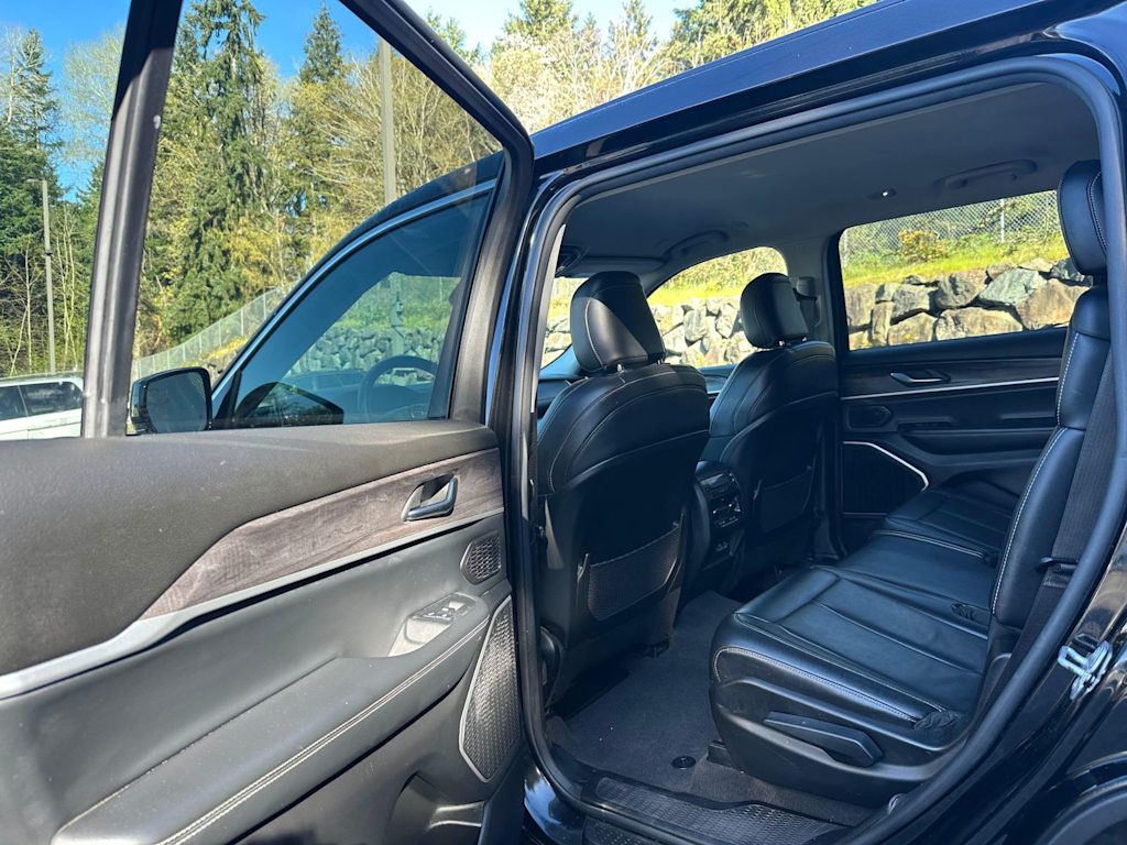 Thumbnail: 2021 Jeep Grand Cherokee L - 19
