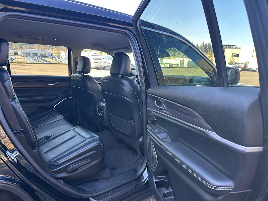 Thumbnail: 2021 Jeep Grand Cherokee L - 22