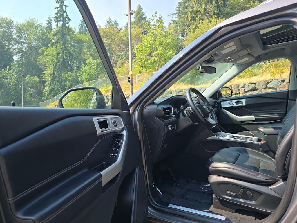 Thumbnail: 2021 Ford Explorer - 28