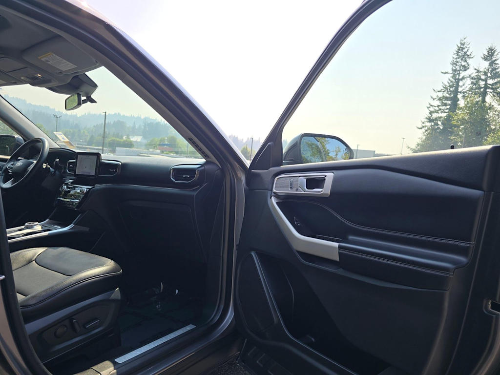 Thumbnail: 2021 Ford Explorer - 34