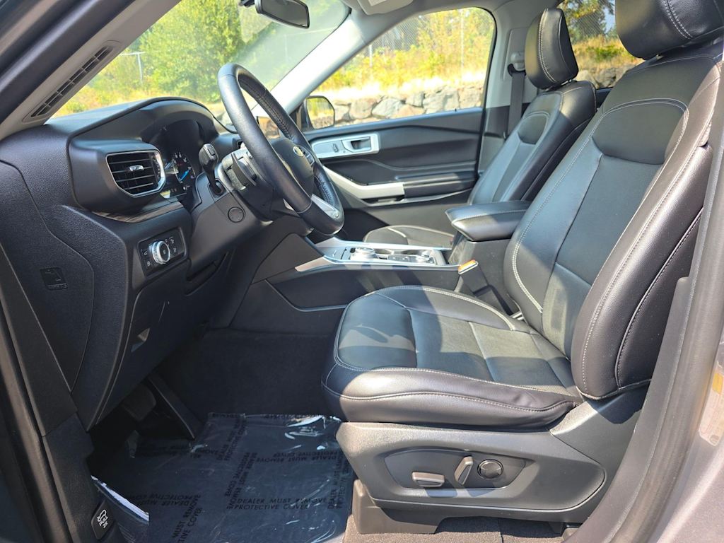 Thumbnail: 2021 Ford Explorer - 11