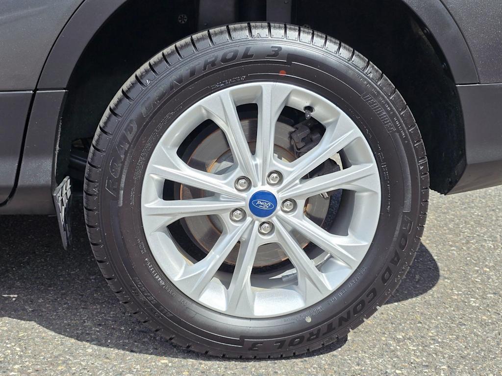Thumbnail: 2019 Ford Escape - 8