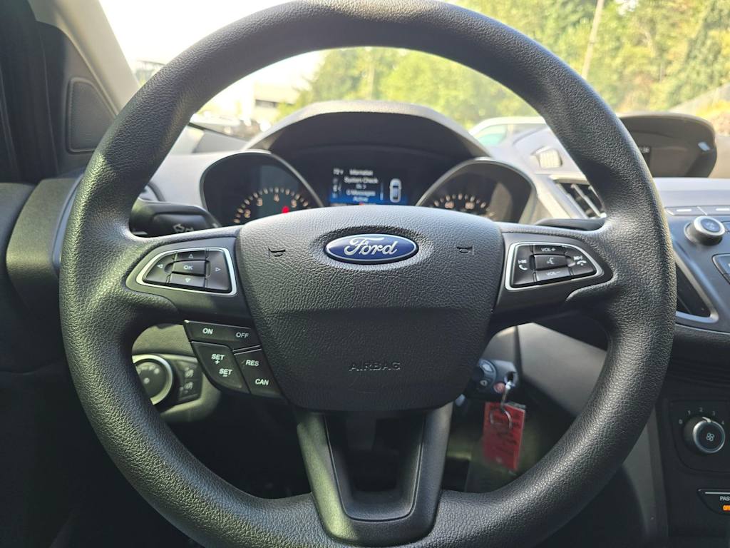 Thumbnail: 2019 Ford Escape - 14