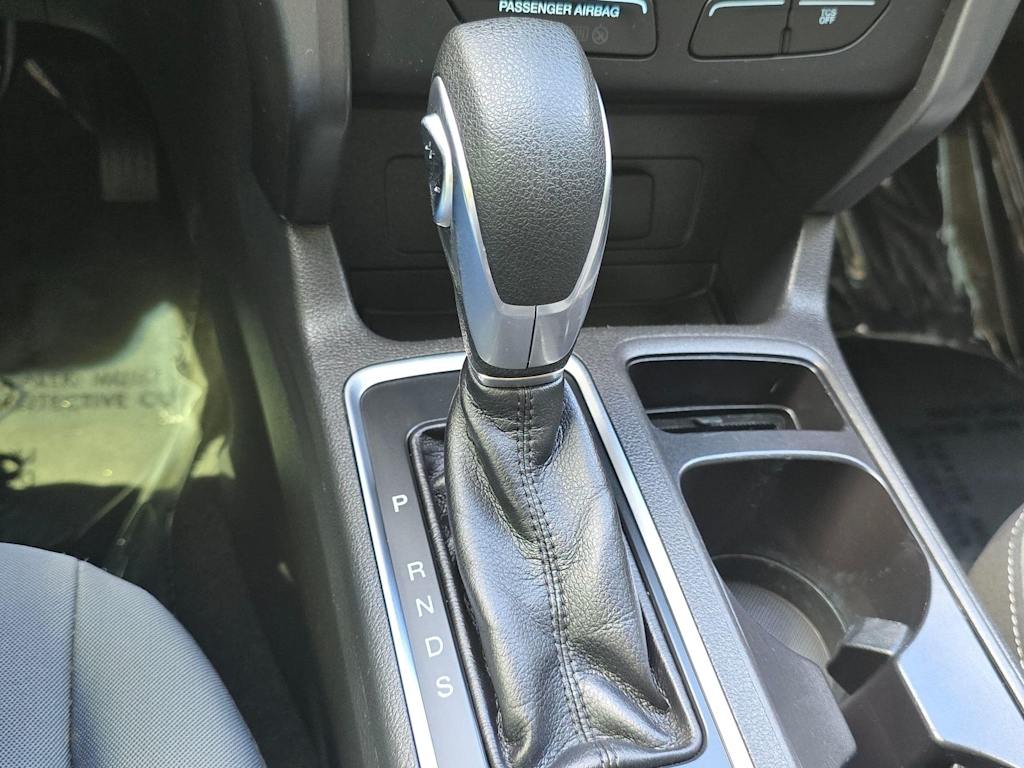 Thumbnail: 2019 Ford Escape - 17