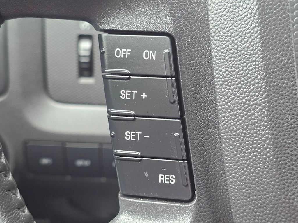 Thumbnail: 2012 Ford Escape - 27
