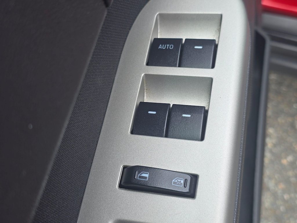 Thumbnail: 2012 Ford Escape - 30