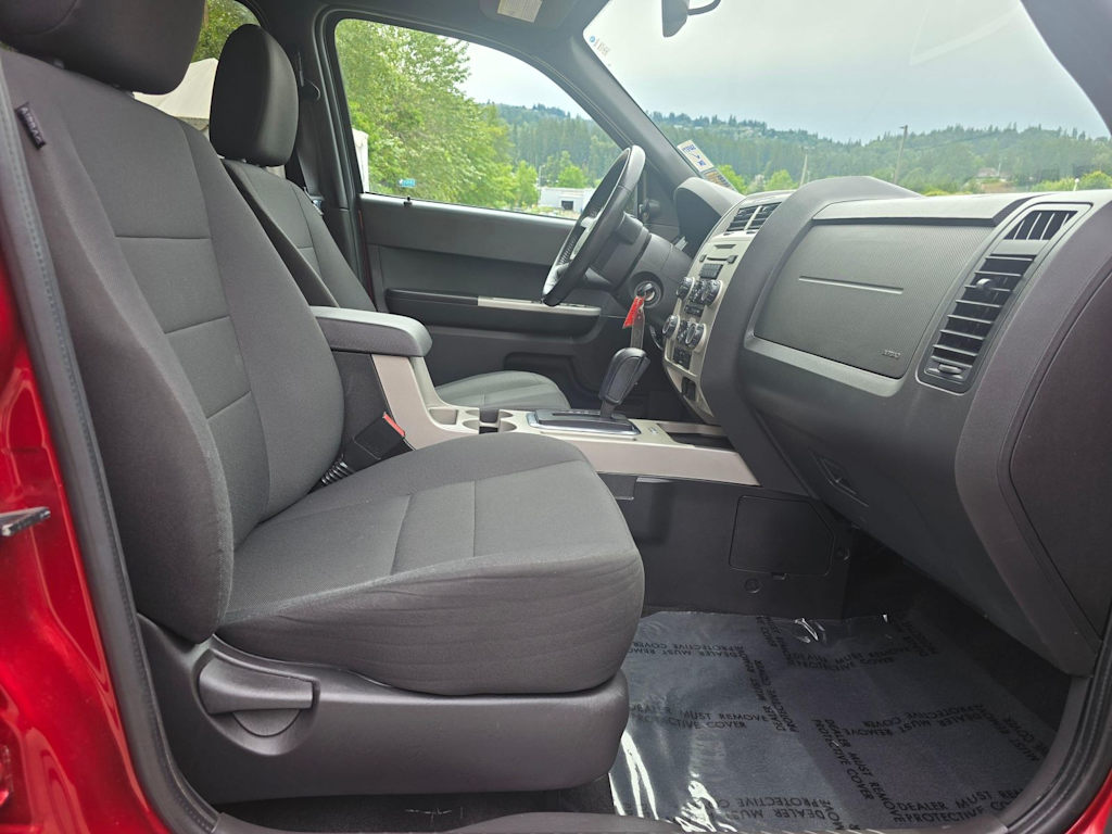 Thumbnail: 2012 Ford Escape - 11