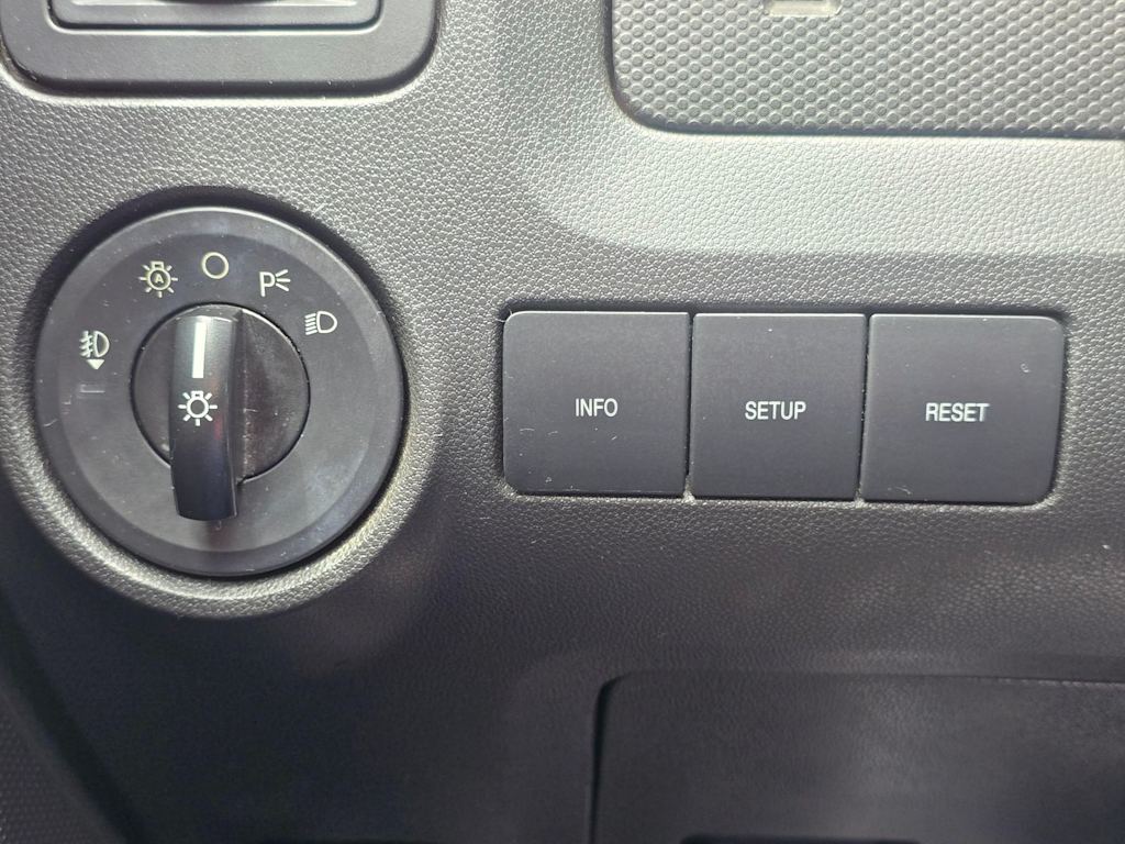 Thumbnail: 2012 Ford Escape - 26