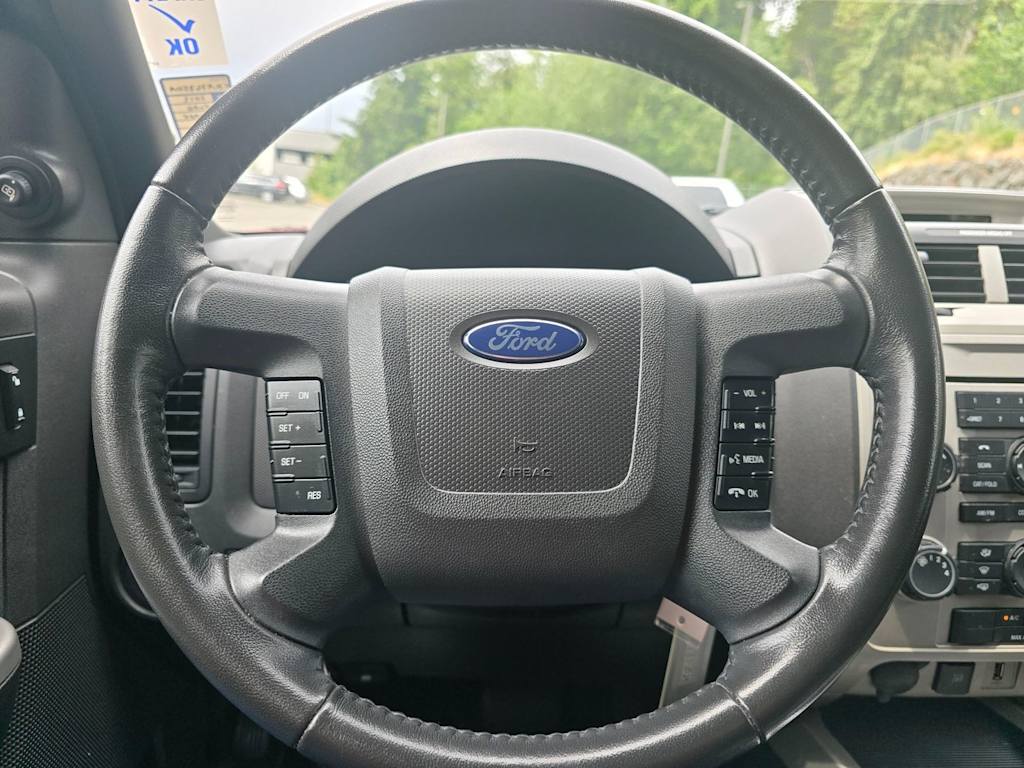 Thumbnail: 2012 Ford Escape - 9