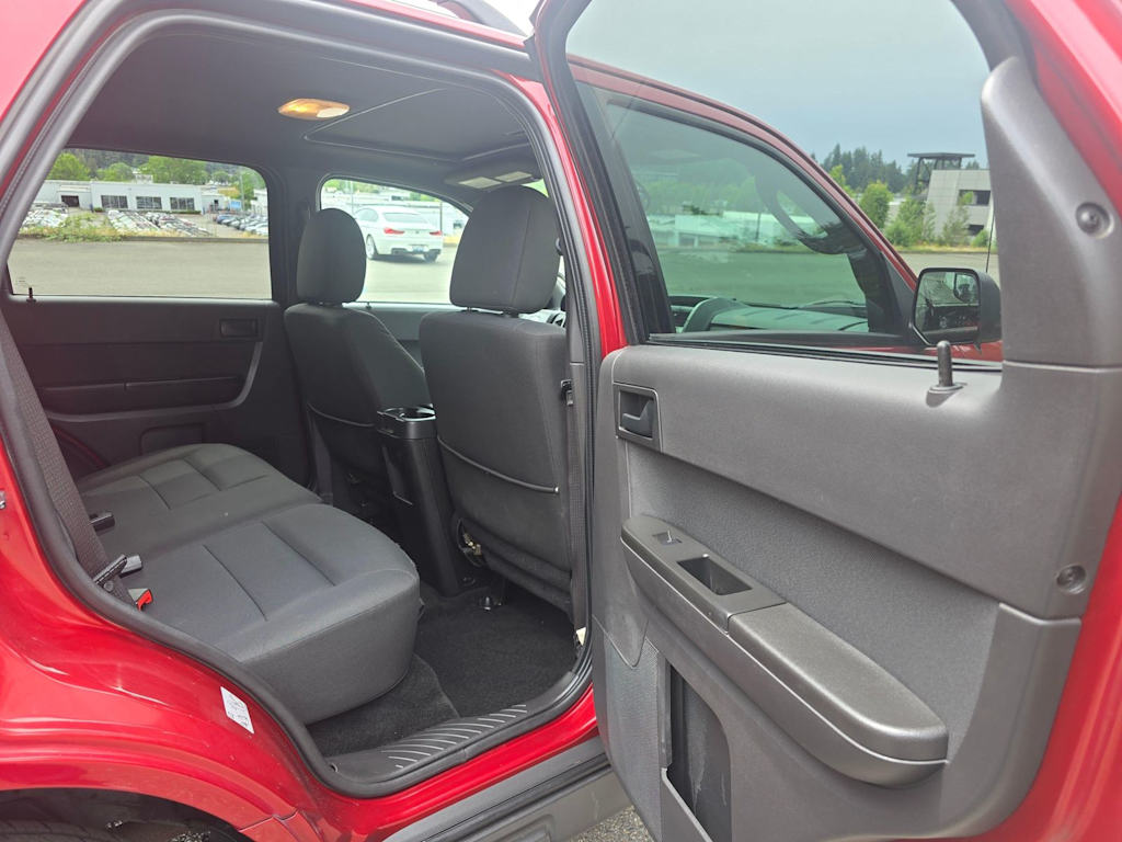 Thumbnail: 2012 Ford Escape - 20