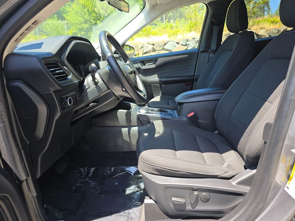 Thumbnail: 2024 Ford Escape - 23