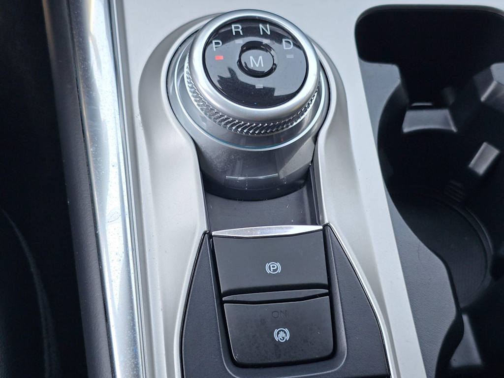 Thumbnail: 2021 Ford Explorer - 17