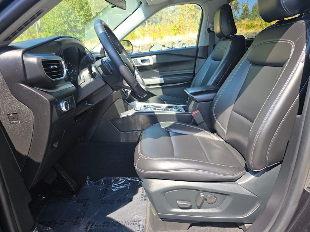 Thumbnail: 2021 Ford Explorer - 11