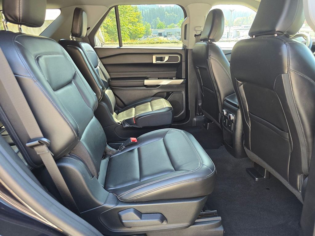 Thumbnail: 2021 Ford Explorer - 31