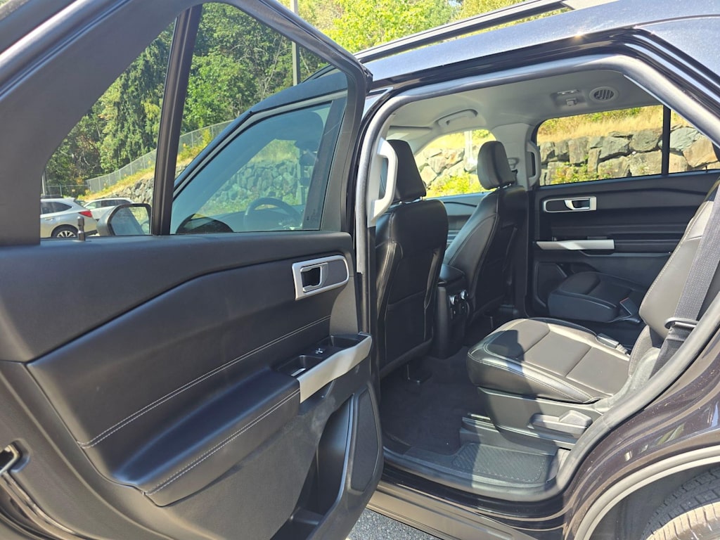 Thumbnail: 2021 Ford Explorer - 29
