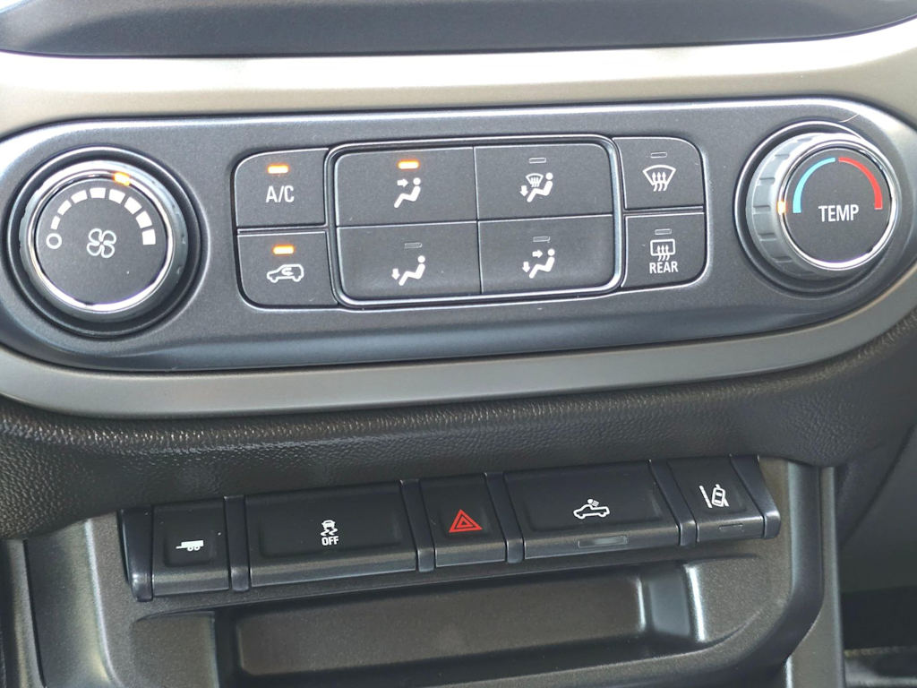 Thumbnail: 2018 Chevrolet Colorado - 23