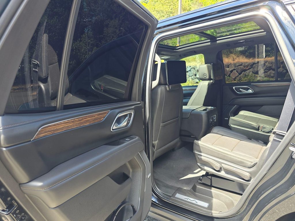 Thumbnail: 2023 Chevrolet Tahoe - 28