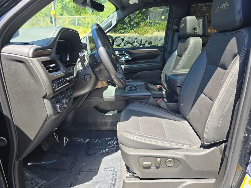 Thumbnail: 2023 Chevrolet Tahoe - 11