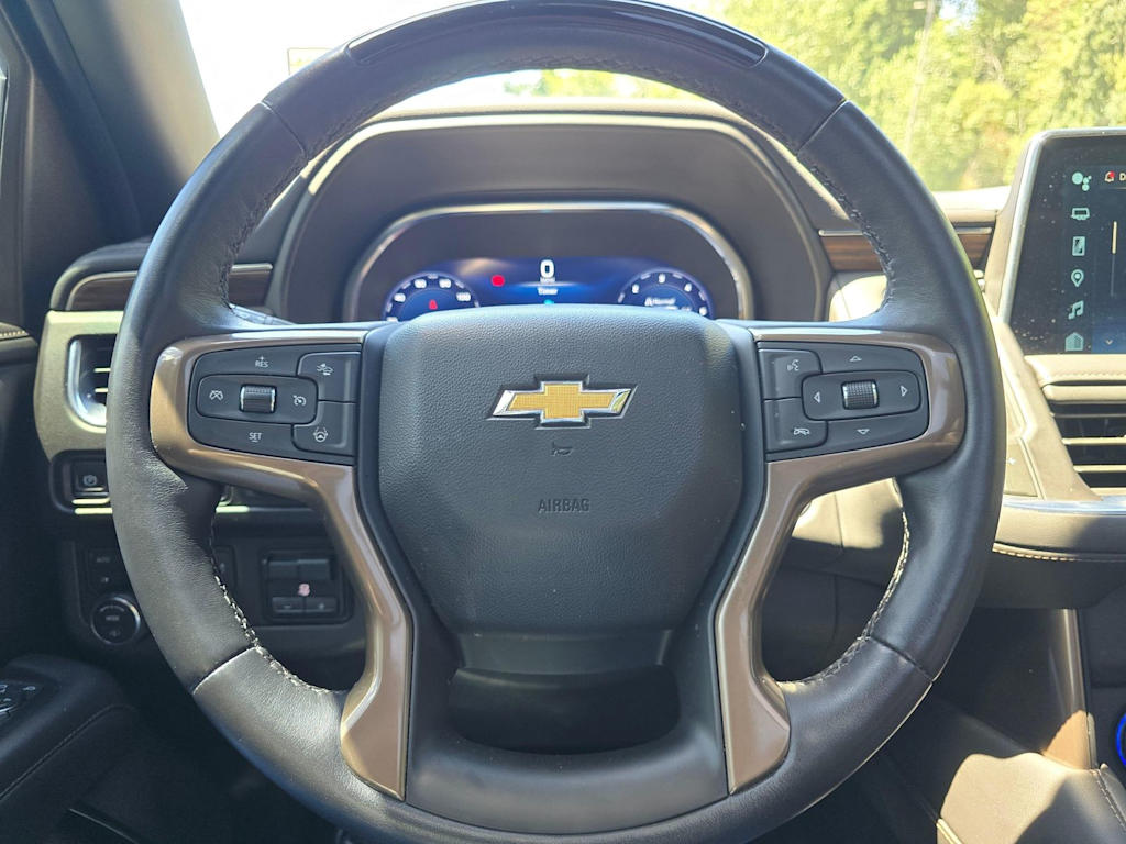 Thumbnail: 2023 Chevrolet Tahoe - 14