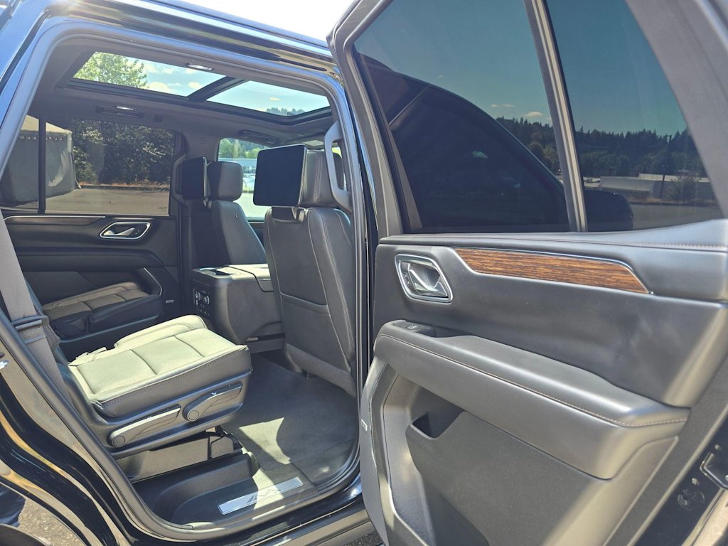 Thumbnail: 2023 Chevrolet Tahoe - 30