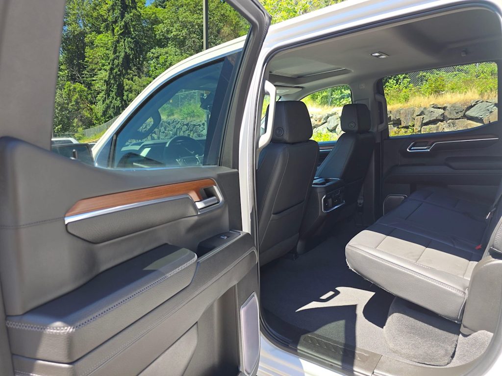 Thumbnail: 2023 GMC Sierra 1500 - 21
