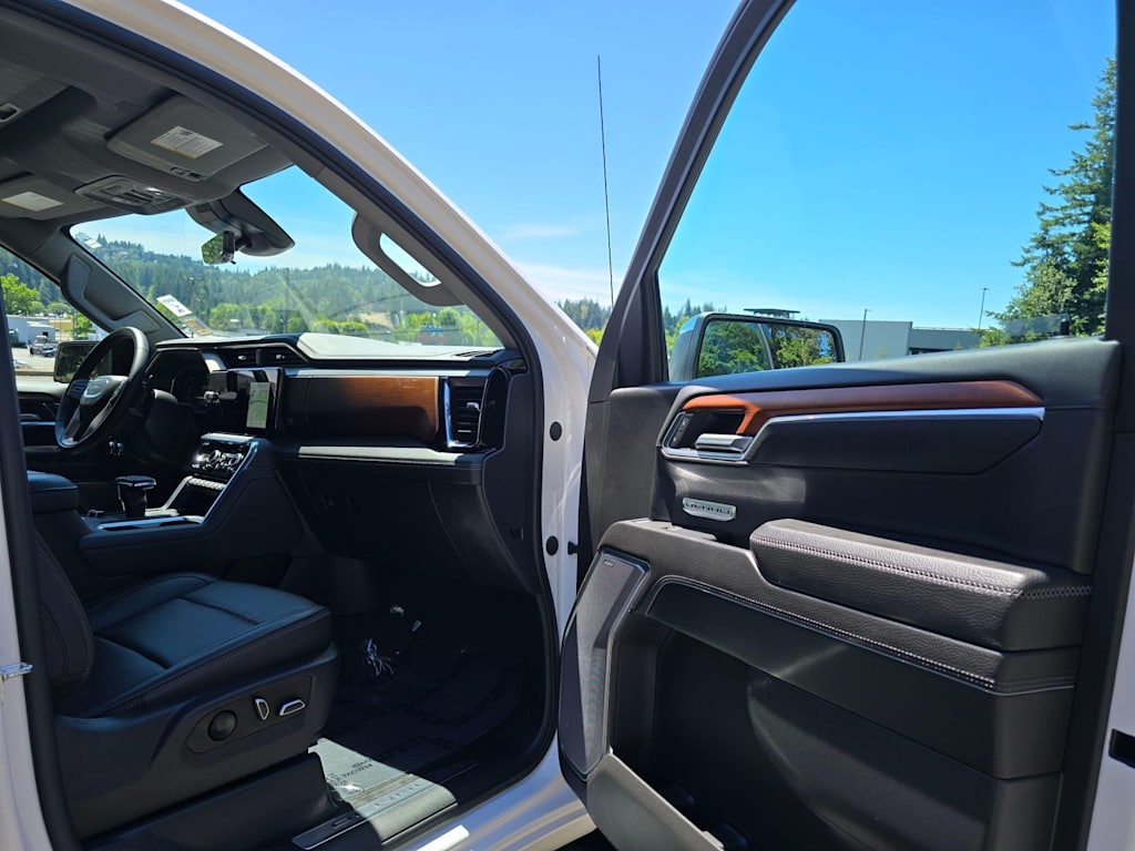 Thumbnail: 2023 GMC Sierra 1500 - 25