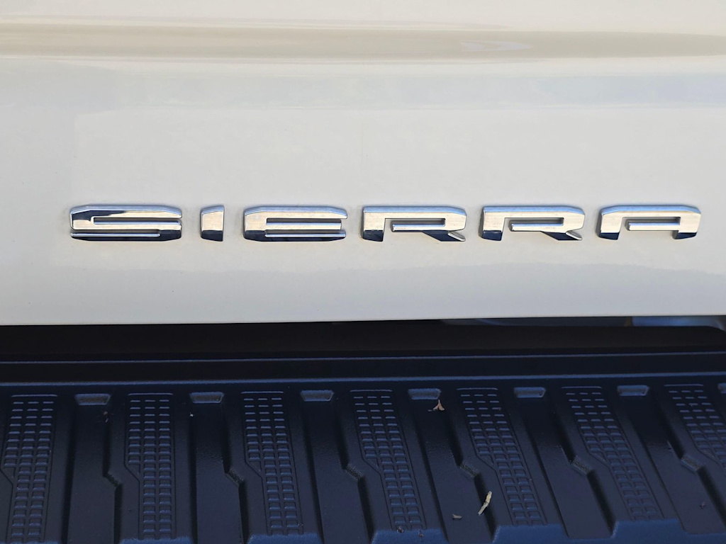 Thumbnail: 2023 GMC Sierra 1500 - 7