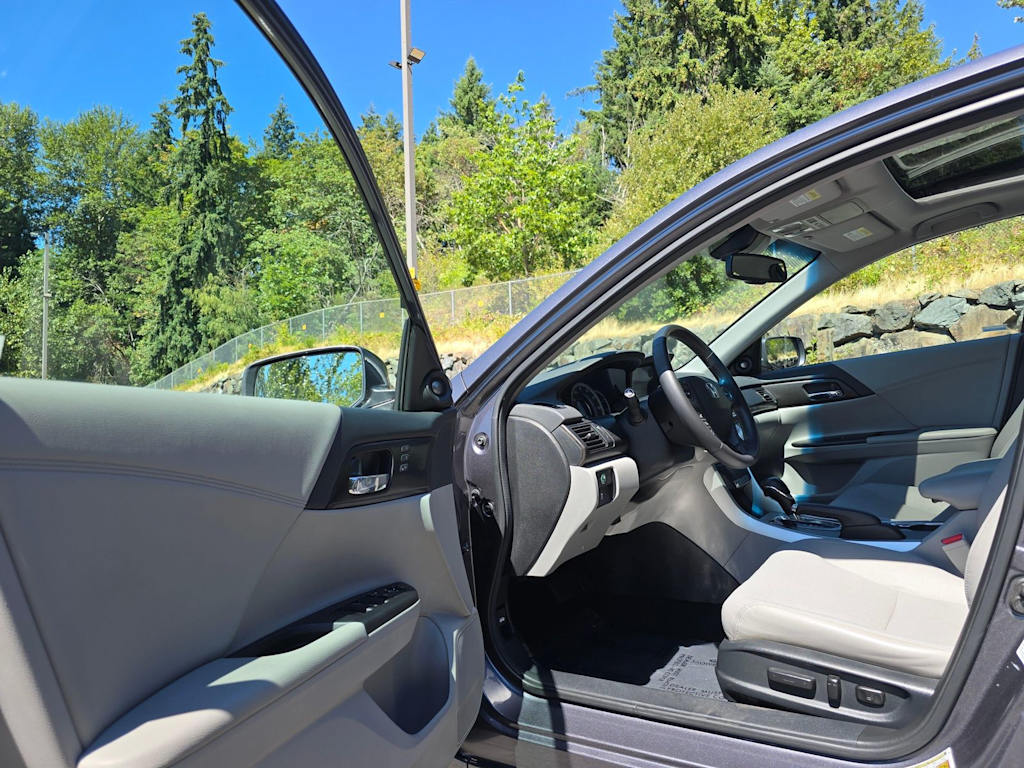 Thumbnail: 2013 Honda Accord - 15