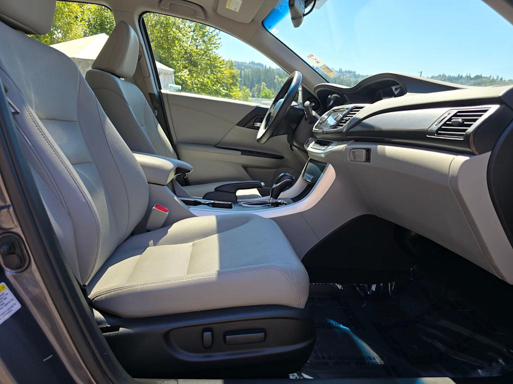 Thumbnail: 2013 Honda Accord - 12