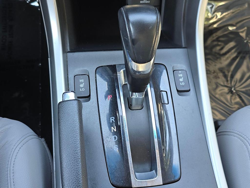 Thumbnail: 2013 Honda Accord - 17