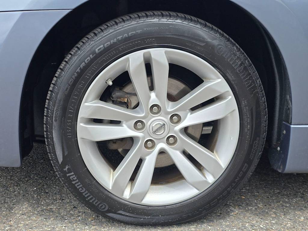 Thumbnail: 2011 Nissan Altima - 8