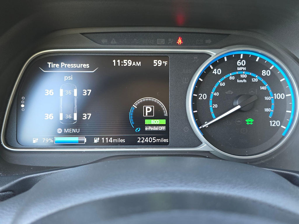 Thumbnail: 2023 Nissan Leaf - 15
