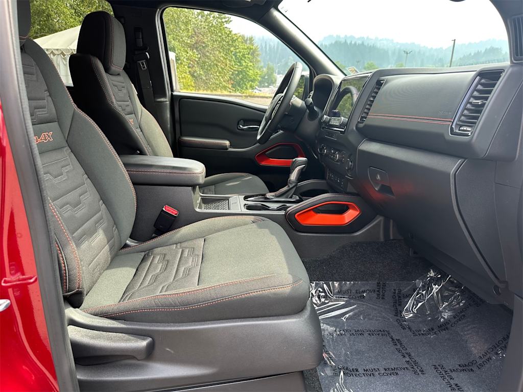 Thumbnail: 2024 Nissan Frontier - 12