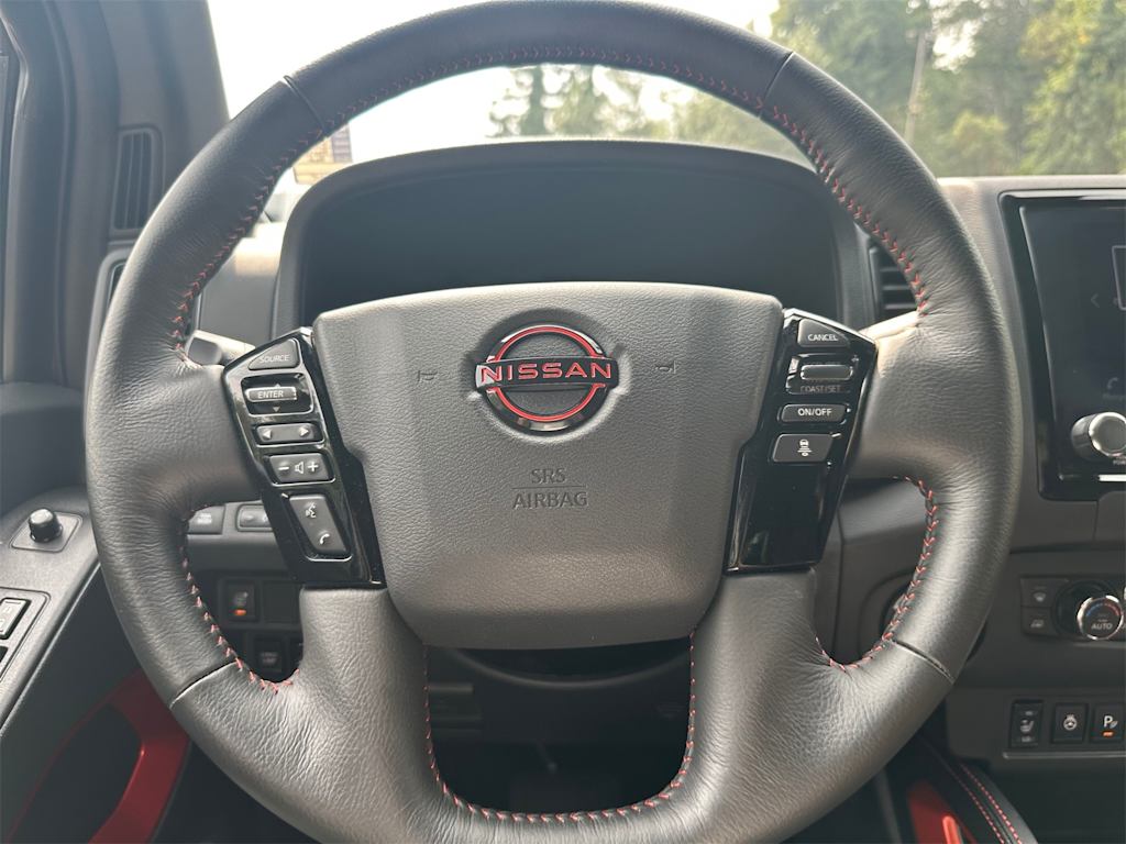 Thumbnail: 2024 Nissan Frontier - 10