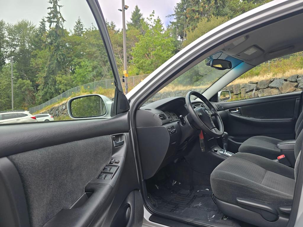 Thumbnail: 2005 Toyota Corolla - 23