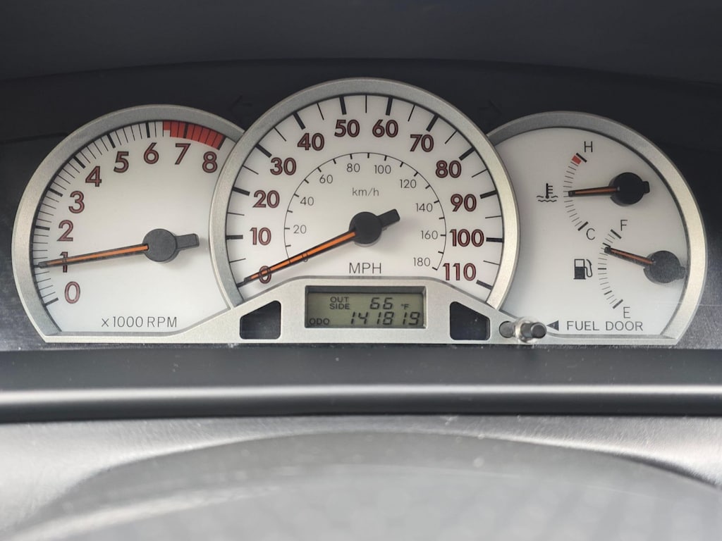 Thumbnail: 2005 Toyota Corolla - 19