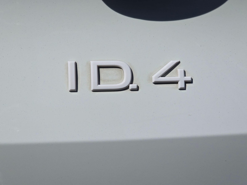 Thumbnail: 2023 Volkswagen ID.4 - 7