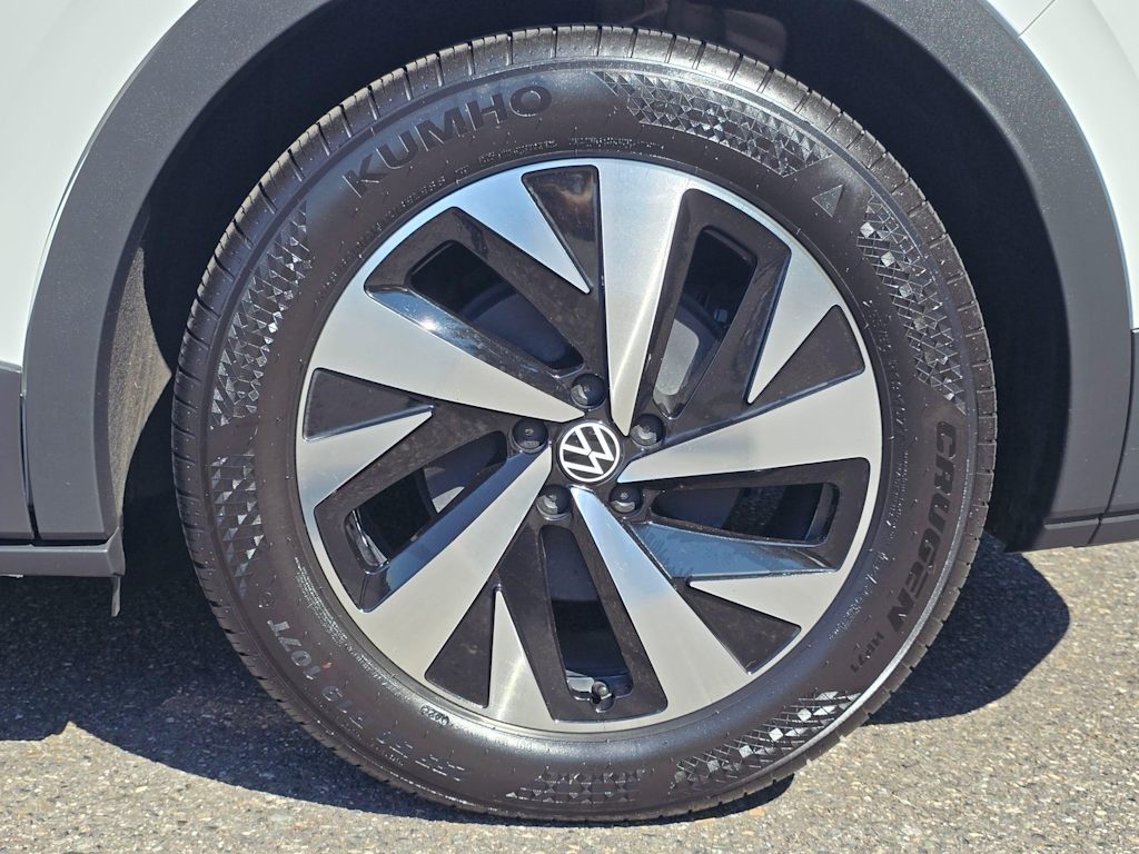 Thumbnail: 2023 Volkswagen ID.4 - 8