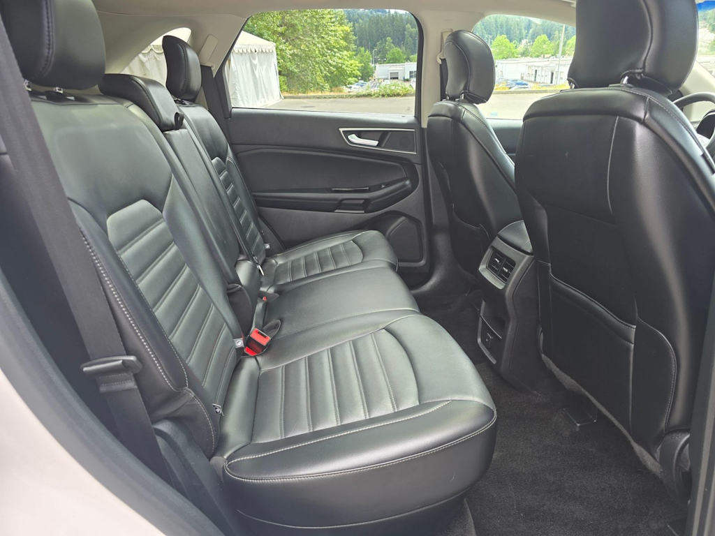 Thumbnail: 2018 Ford Edge - 29