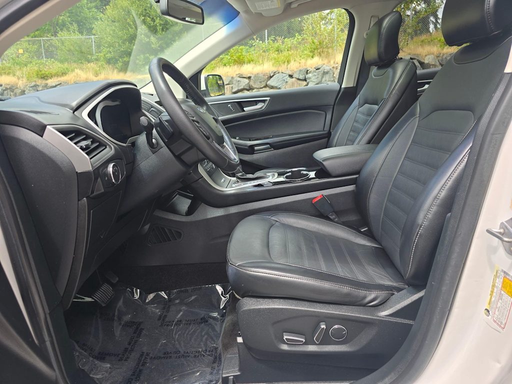 Thumbnail: 2018 Ford Edge - 10