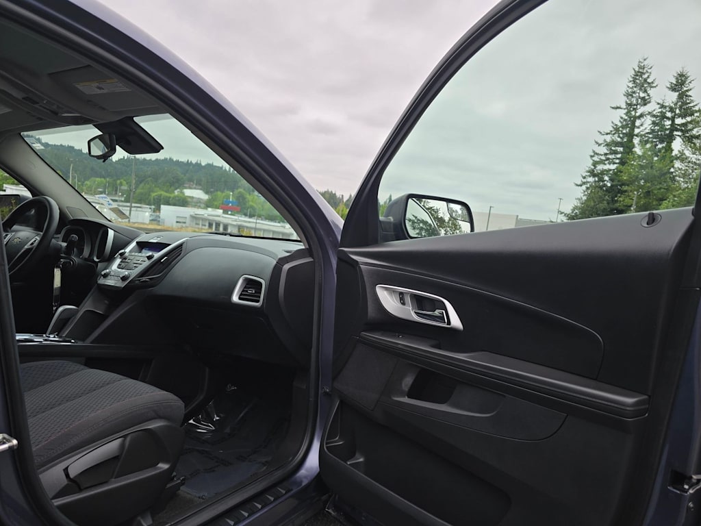Thumbnail: 2013 Chevrolet Equinox - 14