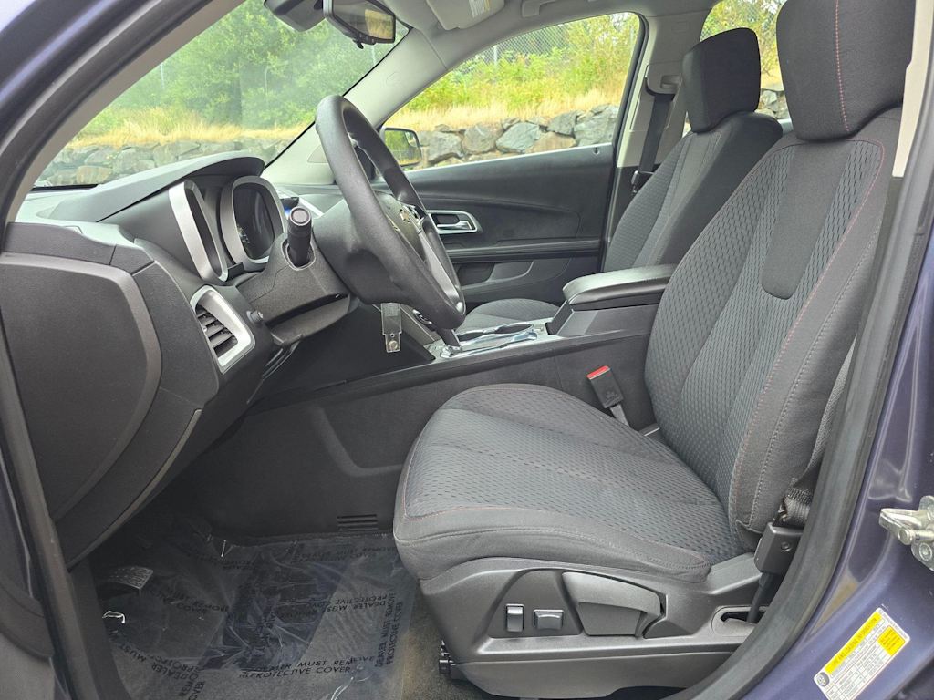 Thumbnail: 2013 Chevrolet Equinox - 10