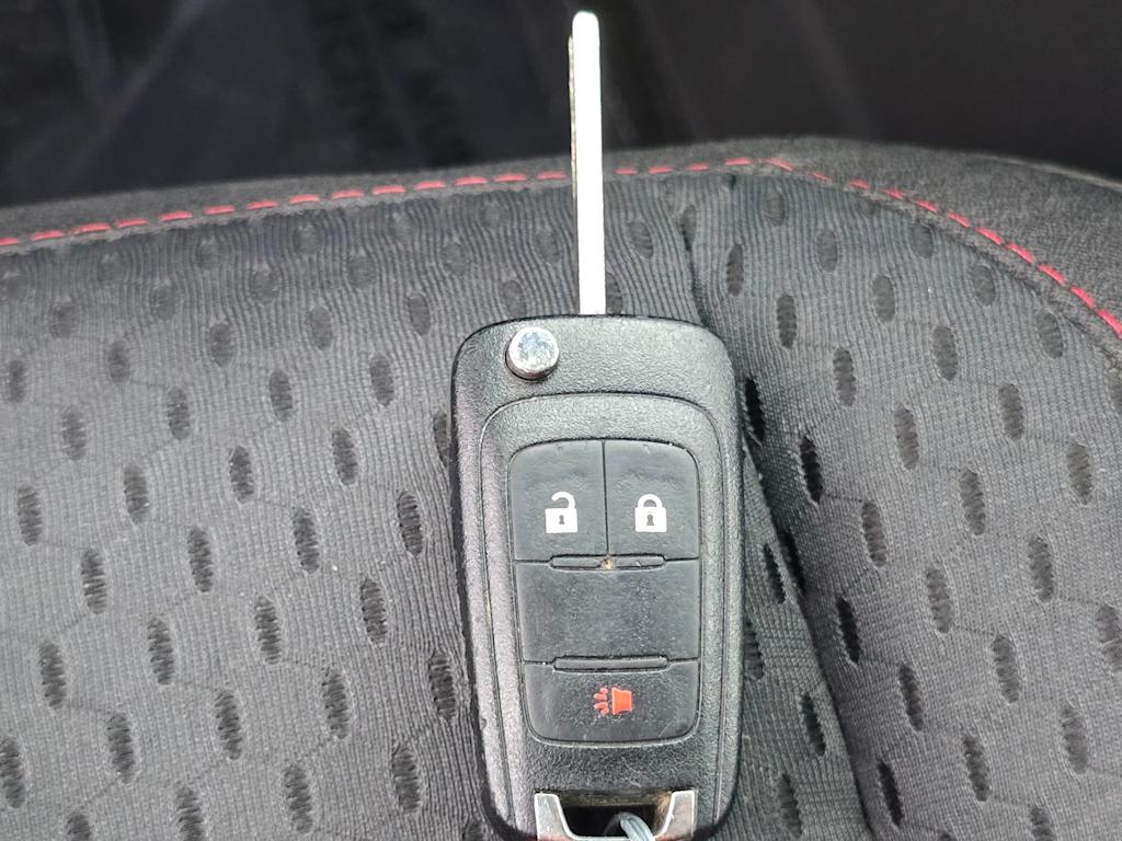 Thumbnail: 2013 Chevrolet Equinox - 18