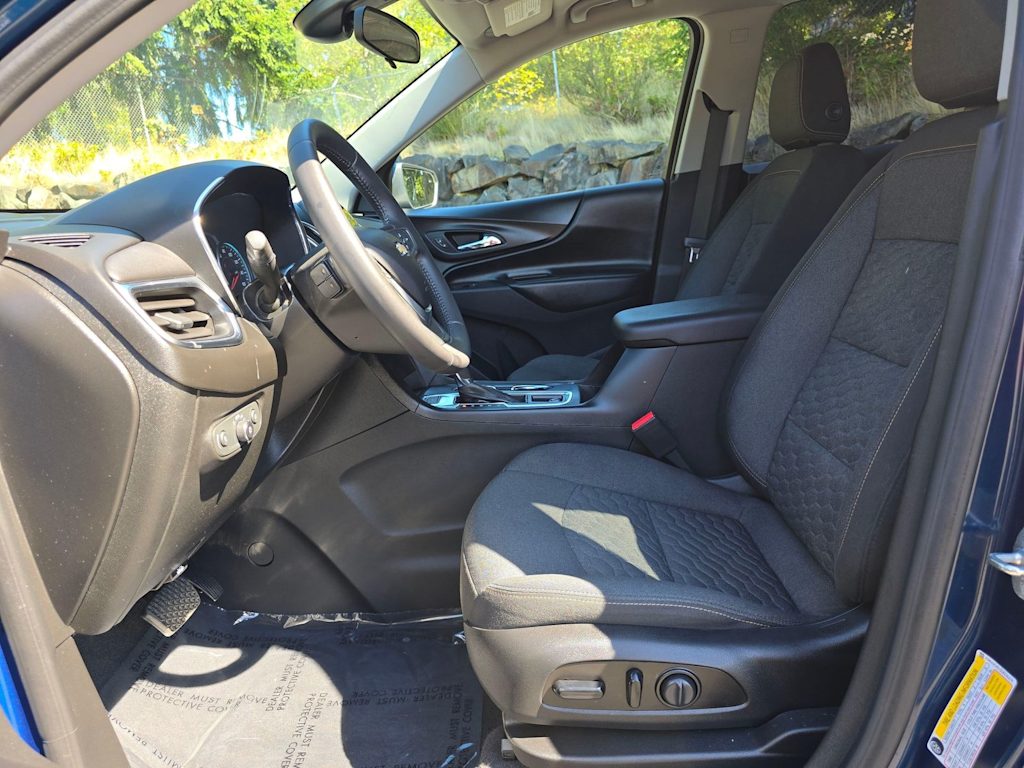 Thumbnail: 2020 Chevrolet Equinox - 11
