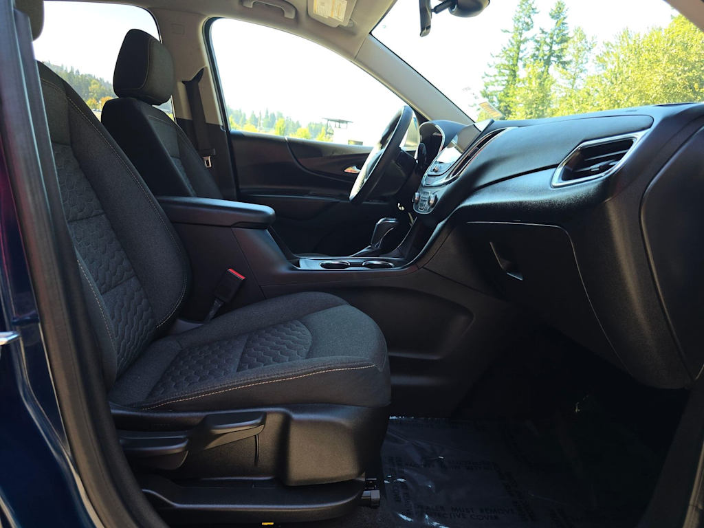 Thumbnail: 2020 Chevrolet Equinox - 12