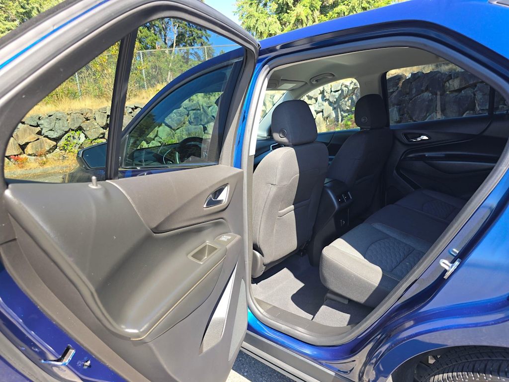Thumbnail: 2020 Chevrolet Equinox - 28