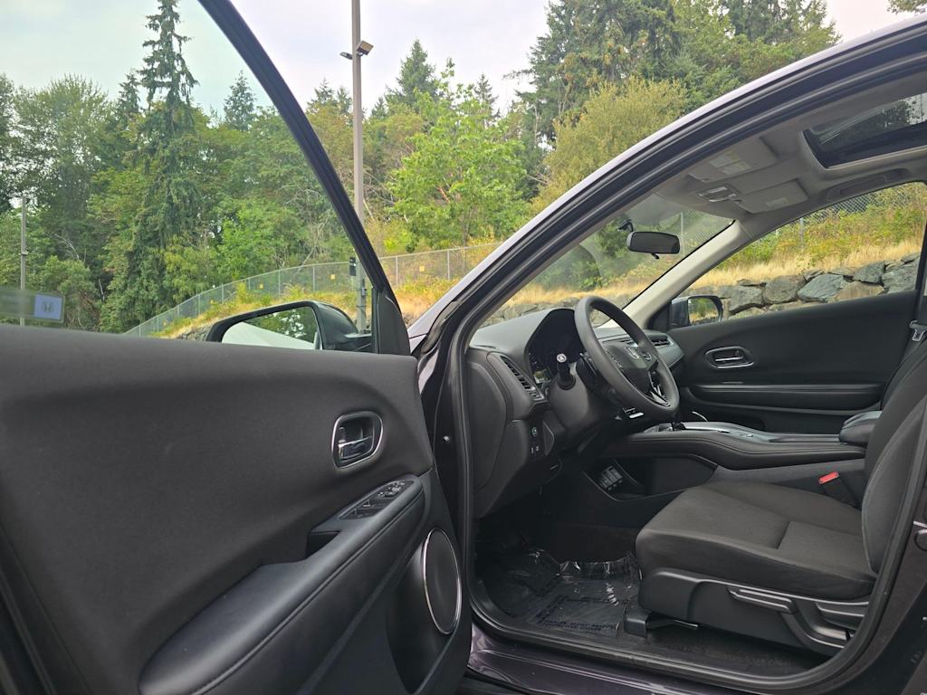 Thumbnail: 2017 Honda HR-V - 25