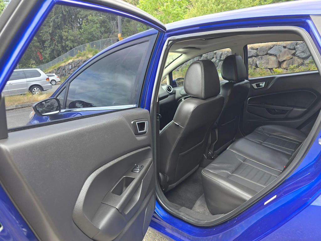 Thumbnail: 2015 Ford Fiesta - 19