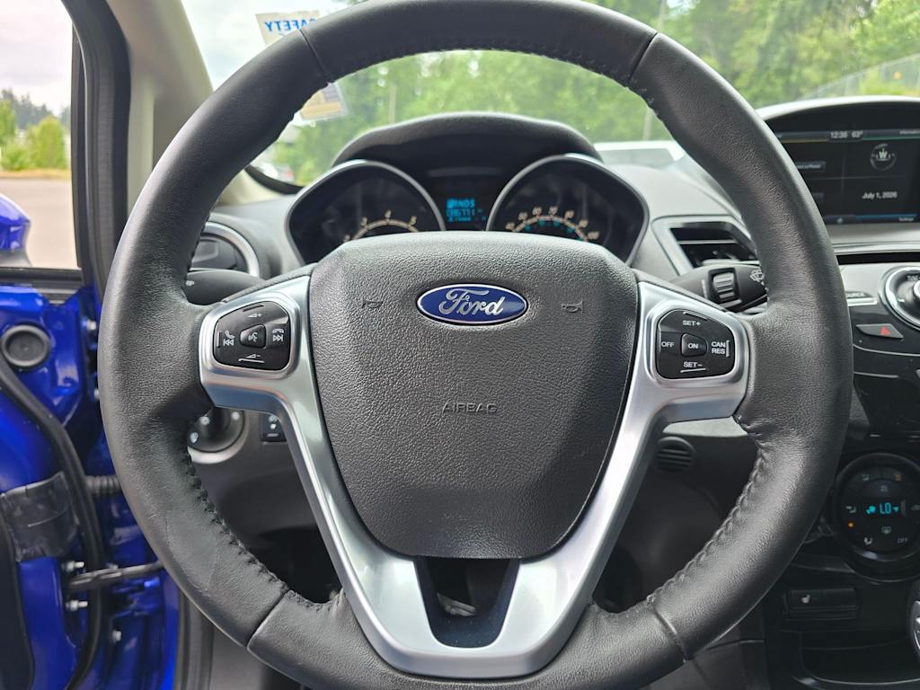 Thumbnail: 2015 Ford Fiesta - 9